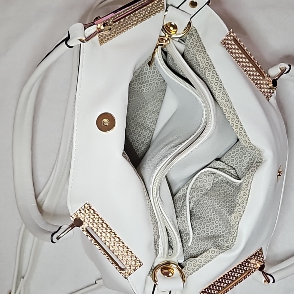Black Rivet Bag - Picture 5 of 5